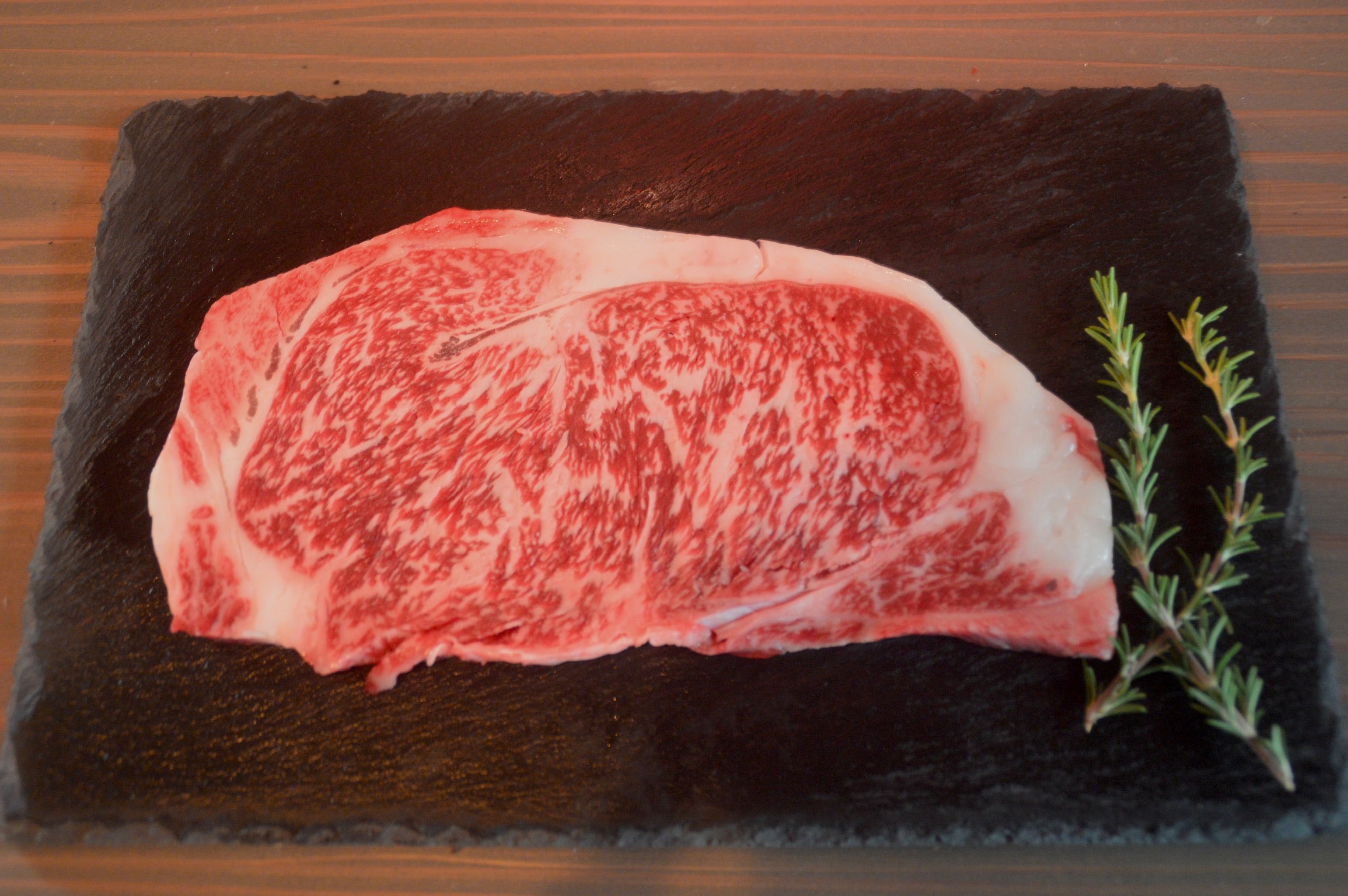 鹿児島県産黒毛和牛サーロインステーキ 200g 約1人前